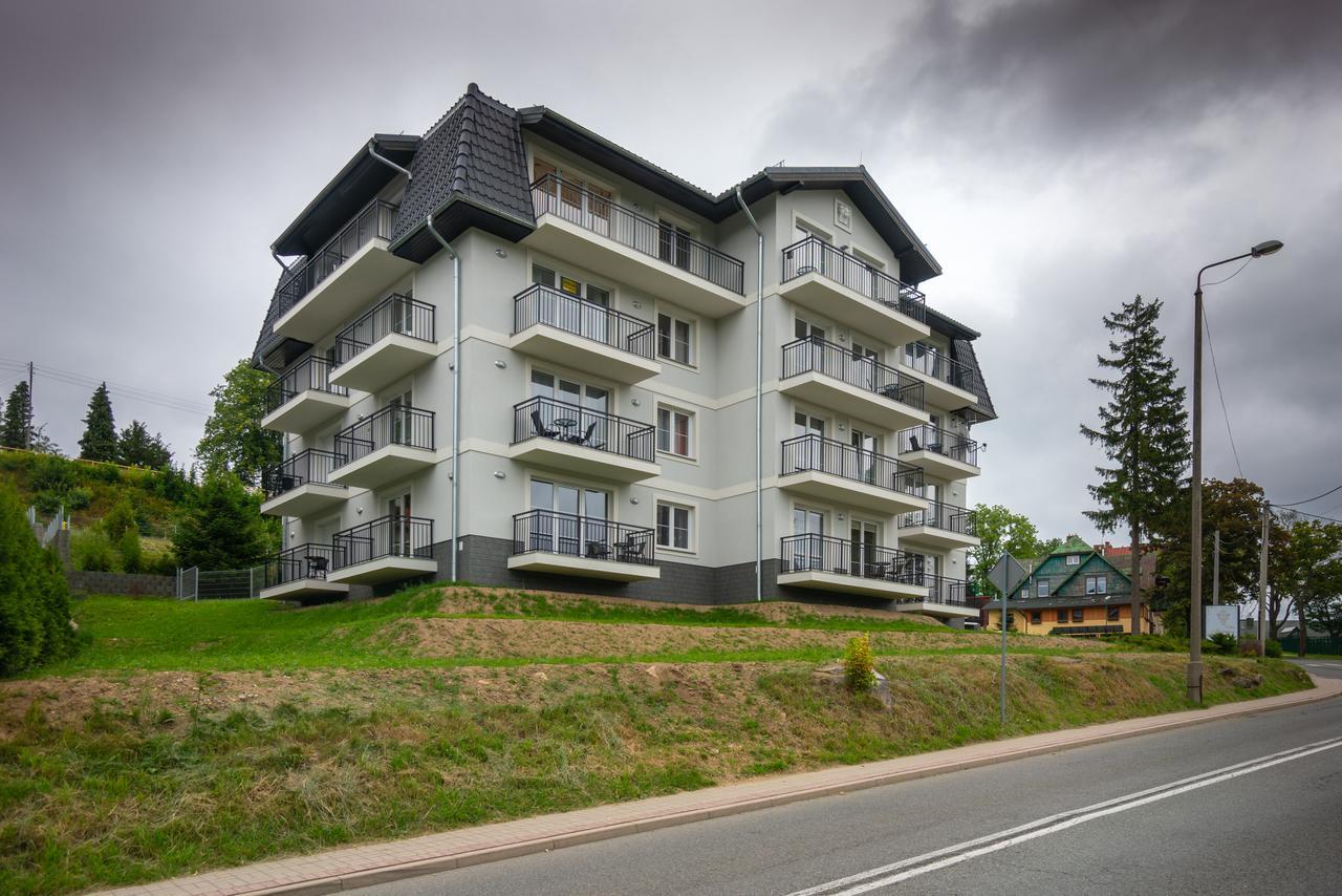 Rentplanet- Apartamenty Poezja - Dworcowa Szklarska Poreba Exterior photo